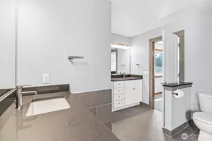 403 207th Ave E, Auburn, WA 98391 - Photo 25