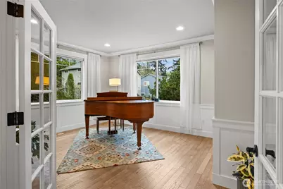 9150 Burlingame Court NE, Bainbridge Island, WA 98110 - Photo 3