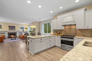 9150 Burlingame Ct NE, Bainbridge Island, WA 98110 - Photo 13