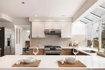 7702 151st Avenue NE, Redmond, WA 98052 - Photo 9