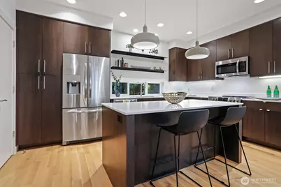 3641 22nd Avenue W #E, Seattle, WA 98199 - Photo 15