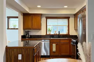 3012 NE 137th St, Seattle, WA 98125 - Photo 9