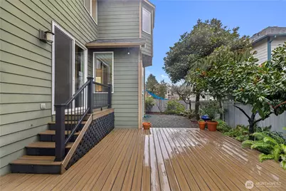 319 Shadow Place SE, Renton, WA 98059 - Photo 35