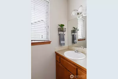 1676 SW Ulysses Street, Oak Harbor, WA 98277 - Photo 19