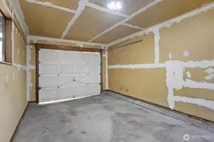 9545 Interlake Ave N, Seattle, WA 98103 - Photo 29