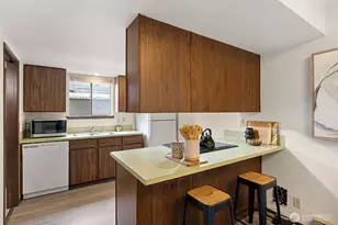 9545 Interlake Ave N, Seattle, WA 98103 - Photo 11