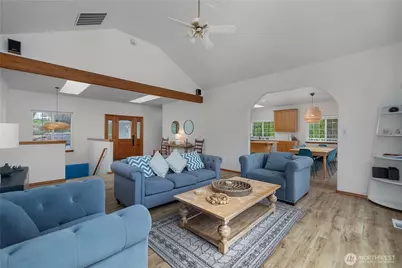 651 E Ballantrae Drive, Shelton, WA 98584 - Photo 5