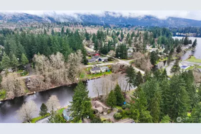 424 Rainbow Drive, Sedro Woolley, WA 98284 - Photo 3