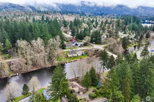 424 Rainbow Dr, Sedro Woolley, WA 98284 - Photo 3