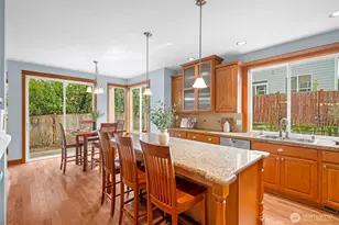 8835 NE 148th Pl, Kenmore, WA 98028 - Photo 13