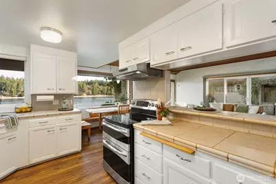 17160 Angeline Avenue South NE, Suquamish, WA 98392 - Photo 15