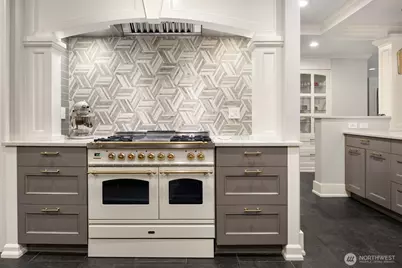 3645 92nd Avenue SE, Mercer Island, WA 98040 - Photo 7