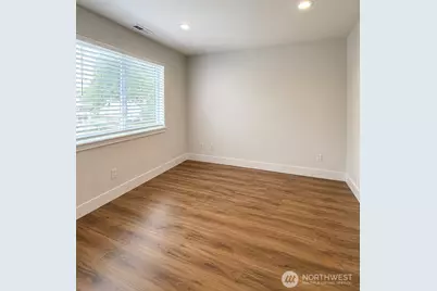 10434 1st Avenue S, Seattle, WA 98168 - Photo 9