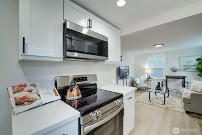 10231 36th Avenue SW, Seattle, WA 98146 - Photo 5