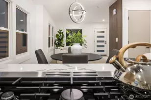 1412 Taylor Ave N, Seattle, WA 98109 - Photo 17