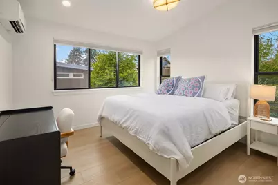 4009 33rd Avenue W #B, Seattle, WA 98199 - Photo 9