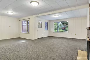 921 Sunset Way, Bellevue, WA 98004 - Photo 13