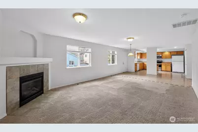 8402 147th St Court E, Puyallup, WA 98375 - Photo 7