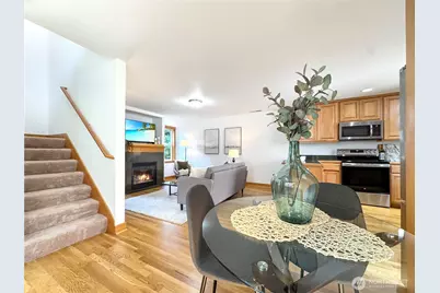 8515 Stone Avenue N #A, Seattle, WA 98103 - Photo 13