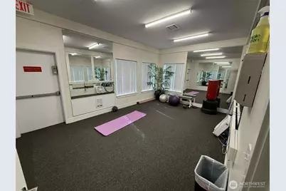 16817 Larch Way #F101, Lynnwood, WA 98037 - Photo 17