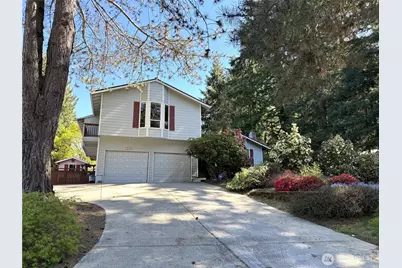 2318 NE Brookview Drive, Vancouver, WA 98686 - Photo 1