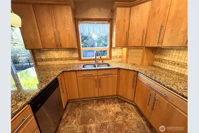 2318 NE Brookview Drive, Vancouver, WA 98686 - Photo 11