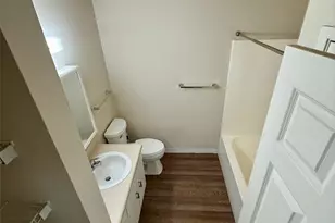 3321 S Mead St, Seattle, WA 98118 - Photo 9