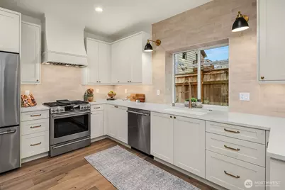 11418 NE 90th Street, Kirkland, WA 98033 - Photo 11