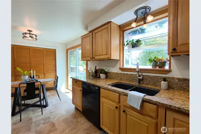 6786 La Bello Drive, Lynden, WA 98264 - Photo 7