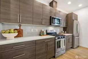 1523 NW 64th St, Seattle, WA 98107 - Photo 7