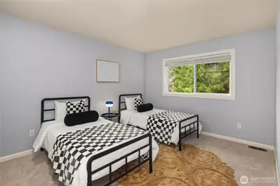 545 Mt Olympus Drive SW, Issaquah, WA 98027 - Photo 19