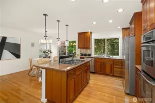 545 Mt Olympus Dr SW, Issaquah, WA 98027 - Photo 7