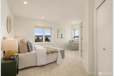 7439 W Mercer Way, Mercer Island, WA 98040 - Photo 23
