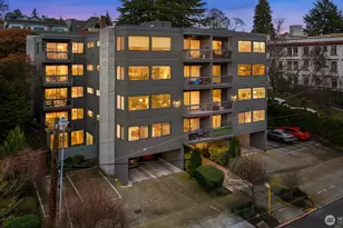 654 W Olympic Pl, Seattle, WA 98119 - Photo 31