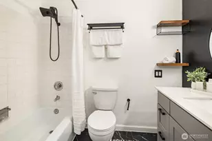 654 W Olympic Pl, Seattle, WA 98119 - Photo 23