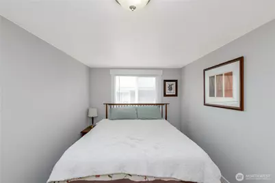 1031 W Glenwood St, Port Angeles, WA 98363 - Photo 13