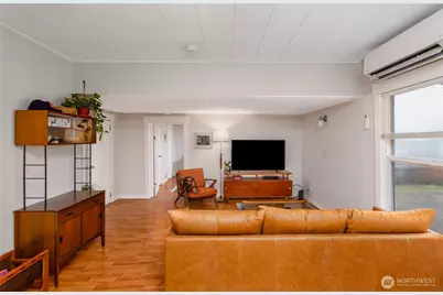 1031 W Glenwood St, Port Angeles, WA 98363 - Photo 5