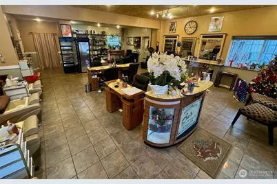 9222 Silverdale Way NW, Silverdale, WA 98383 - Photo 35