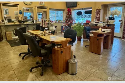 9222 Silverdale Way NW, Silverdale, WA 98383 - Photo 31