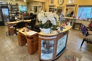 9222 Silverdale Way NW, Silverdale, WA 98383 - Photo 33