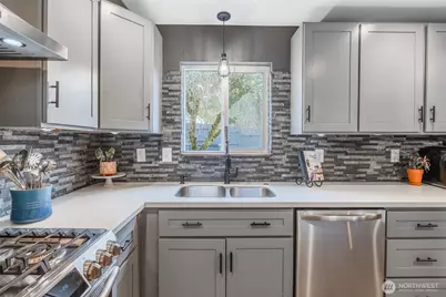 25710 Pacific St, Black Diamond, WA 98010 - Photo 7