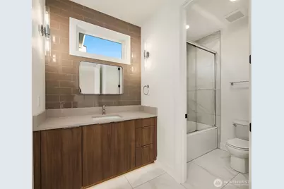 19902 Broadway Avenue, Snohomish, WA 98296 - Photo 31