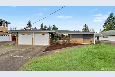 2200 NE 12th, Renton, WA 98056 - Photo 3