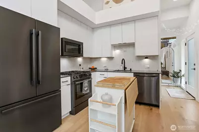 916 NW 56th Street #G, Seattle, WA 98107 - Photo 7