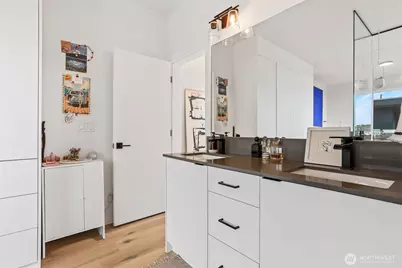 916 NW 56th Street #G, Seattle, WA 98107 - Photo 19