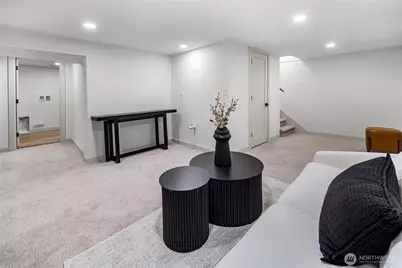 3037 21st Avenue W, Seattle, WA 98199 - Photo 29