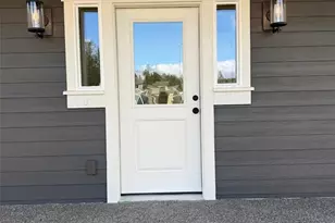 8139 Peaceful Vly Ct, Maple Falls, WA 98266 - Photo 5