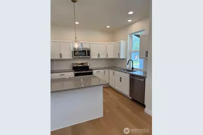 8139 Peaceful Valley Court, Maple Falls, WA 98266 - Photo 9