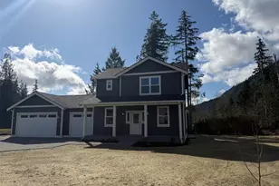 8139 Peaceful Vly Ct, Maple Falls, WA 98266 - Photo 3