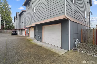 926 N 96th Street, Seattle, WA 98103 - Photo 29